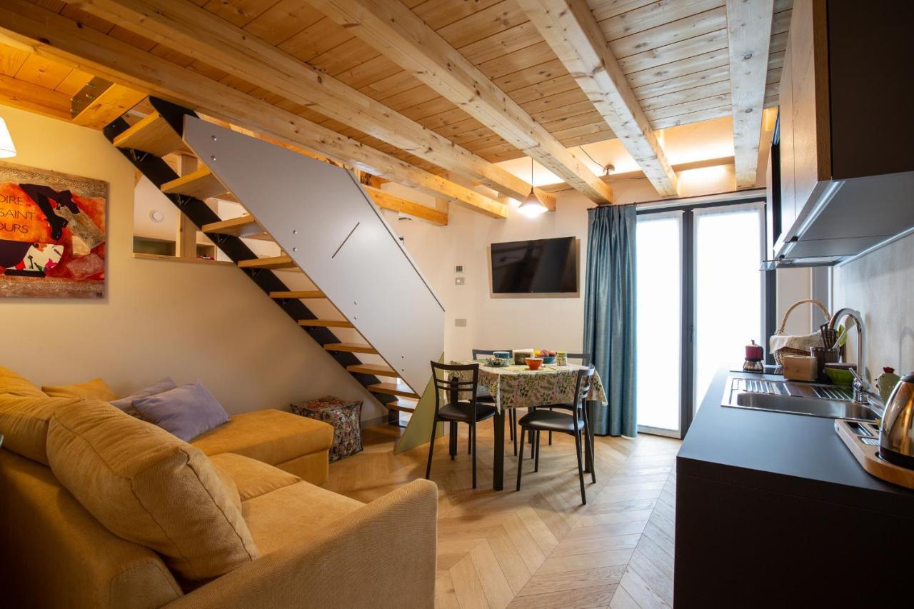 D'Artemisia Chambres D'Hotes Пон-Сен-Мартен Экстерьер фото